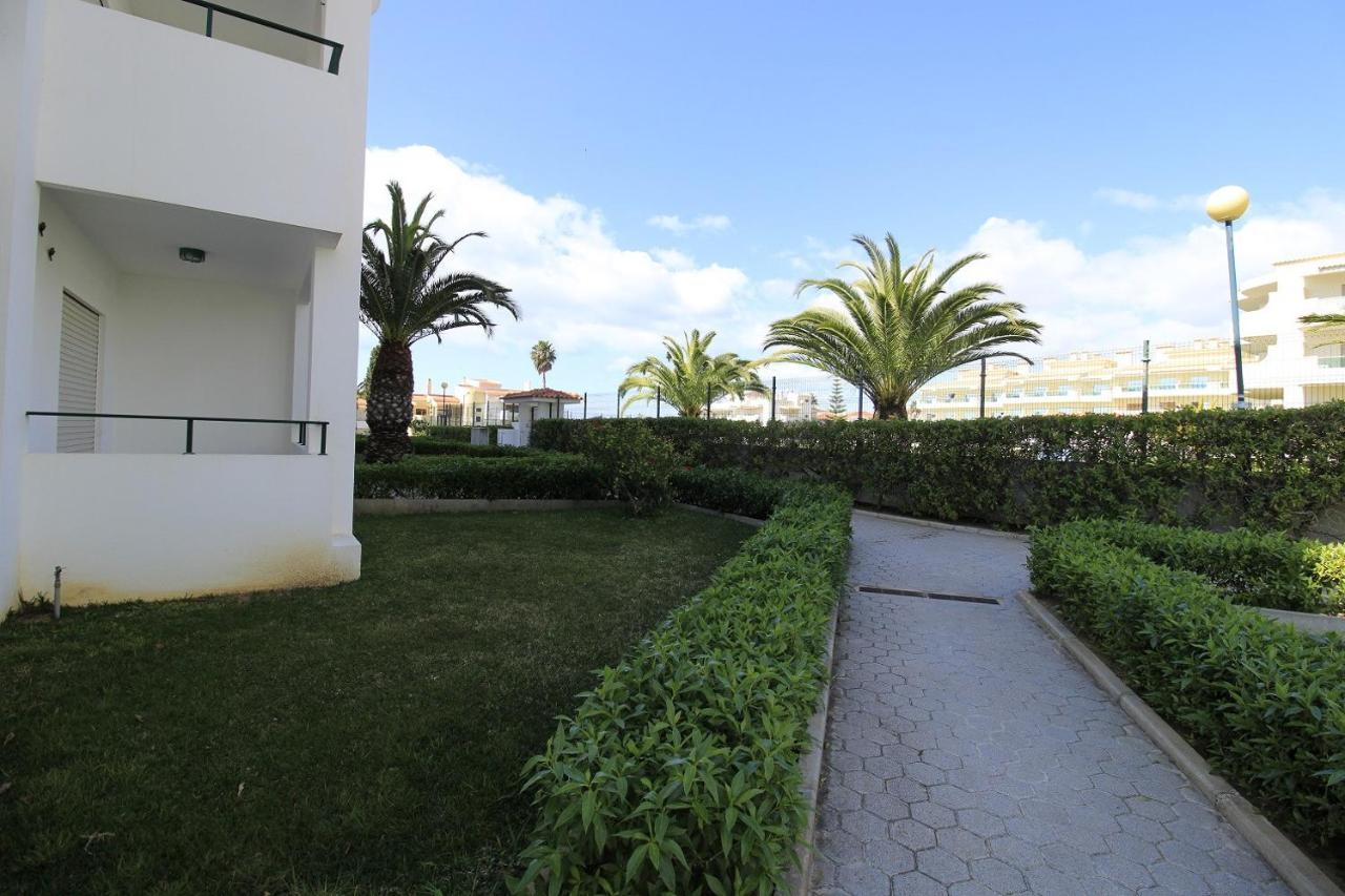 Armacao De Pera Brightness With Pool By Homing Apartment ภายนอก รูปภาพ