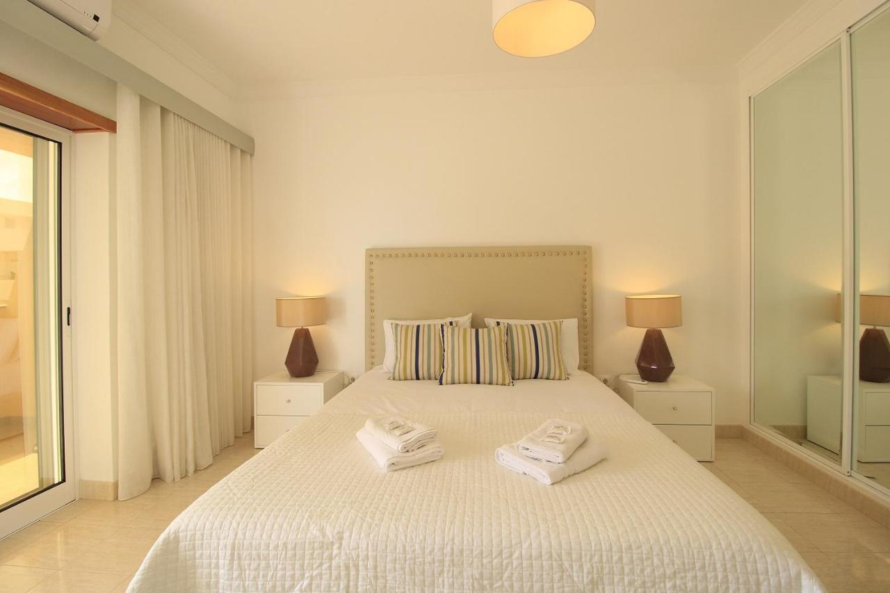 Armacao De Pera Brightness With Pool By Homing Apartment ภายนอก รูปภาพ