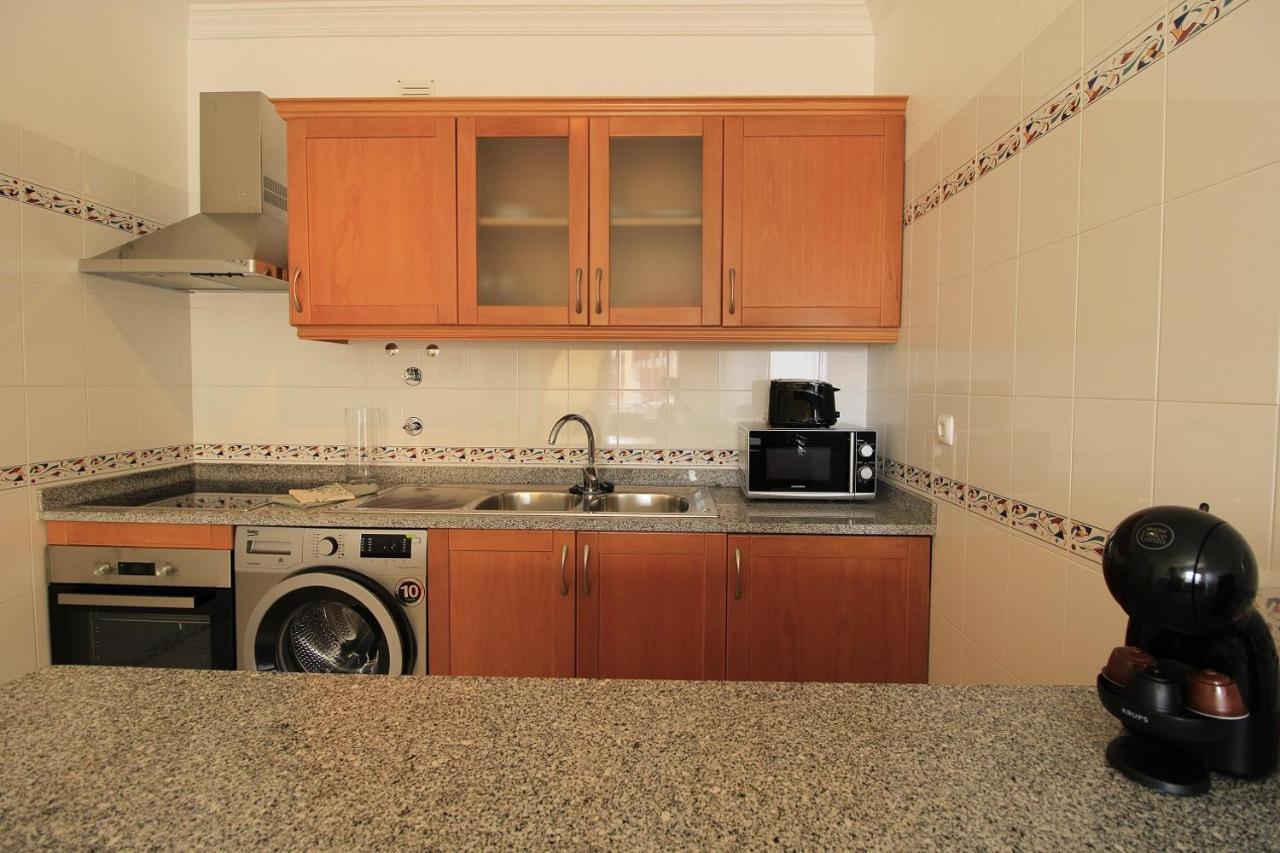 Armacao De Pera Brightness With Pool By Homing Apartment ภายนอก รูปภาพ
